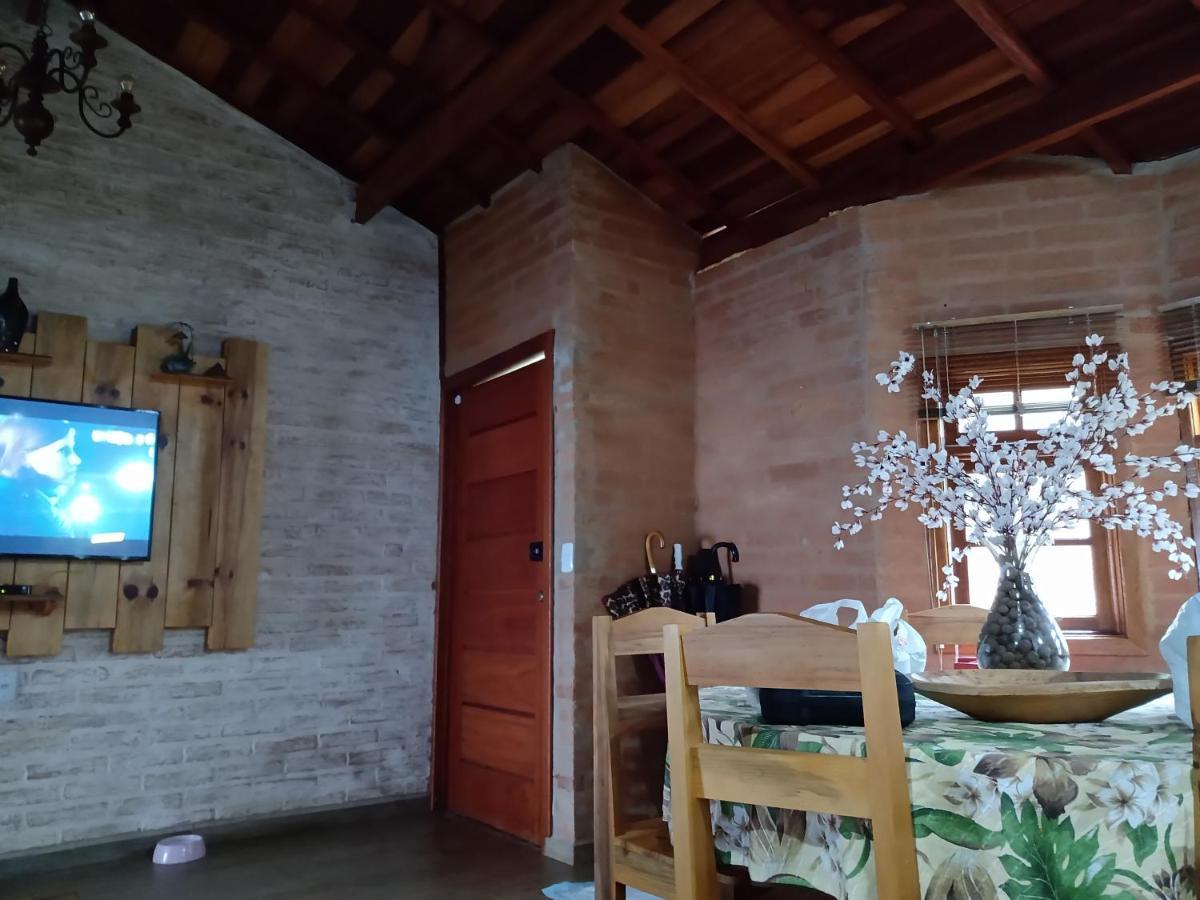 Casa Recanto Beija Flor, Monte Verde Монти-Верди Экстерьер фото